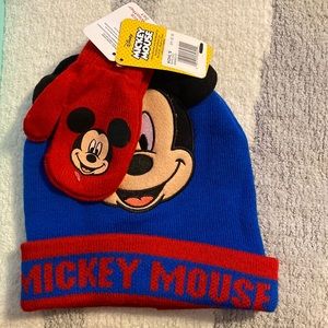 Disney Mickey Mouse 2 Piece Cold Weather Set Hat and Mittens